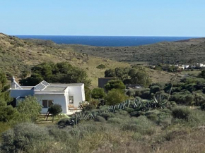 CORTIJO JUNTO AL MAR EN PARQUE NATURAL